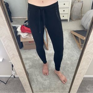 ALO yoga Moto style leggings in black